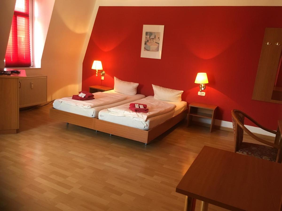 Ryde & Hyde Budget Hotel Dresde Exterior foto